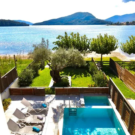 ヴィラ Acqua Di Mare Front Villas