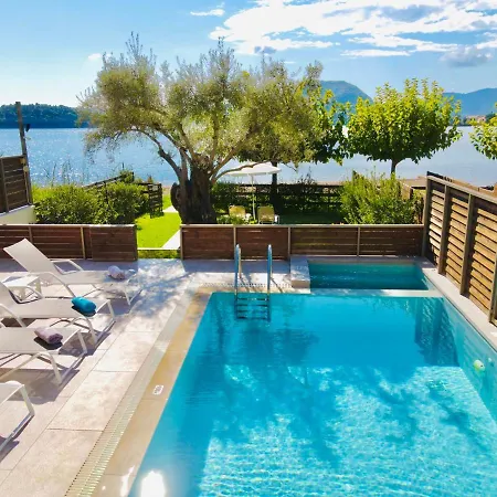 ヴィラ Acqua Di Mare Front Villas