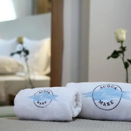 Acqua Di Mare Front Villas ニドリ
